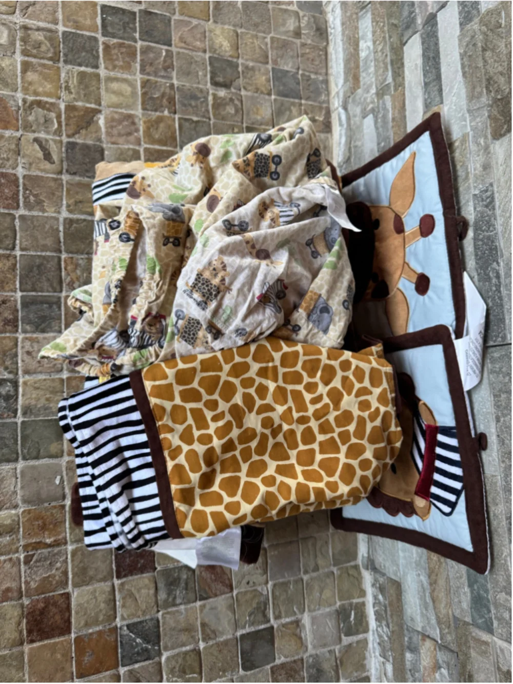 Unisex Lambs & Ivy Jungle animal crib quilt, sheet, curtain and decor